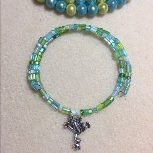 Memory wire bracelet